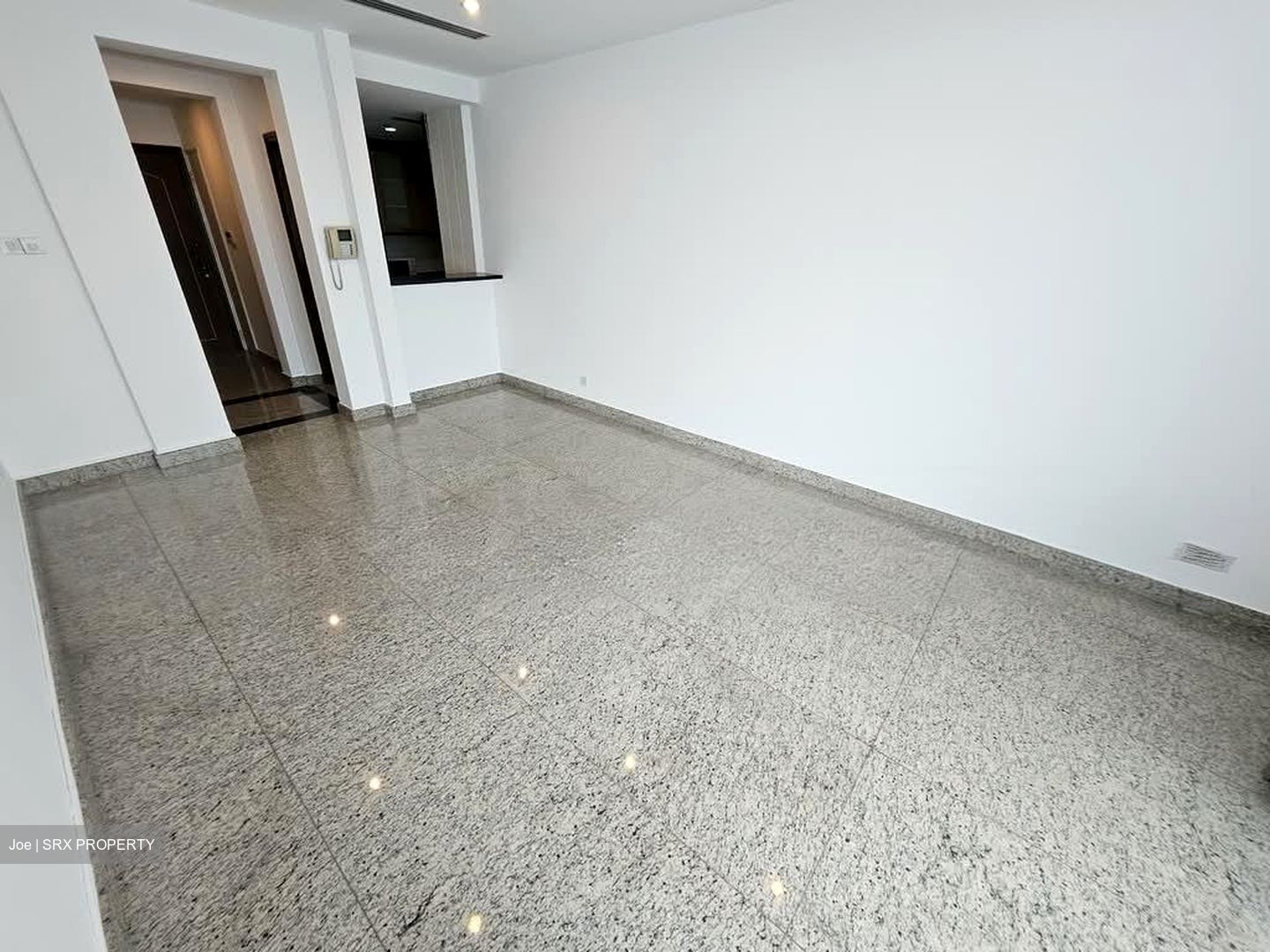 Riverside 48 (D9), Apartment #562176341